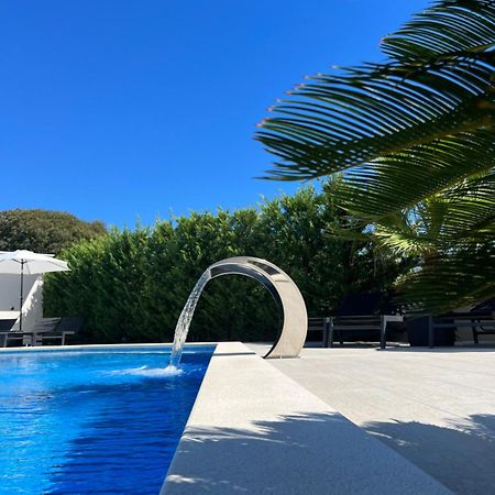 Holiday Luxury Resort Sundance 特罗吉尔 外观 照片