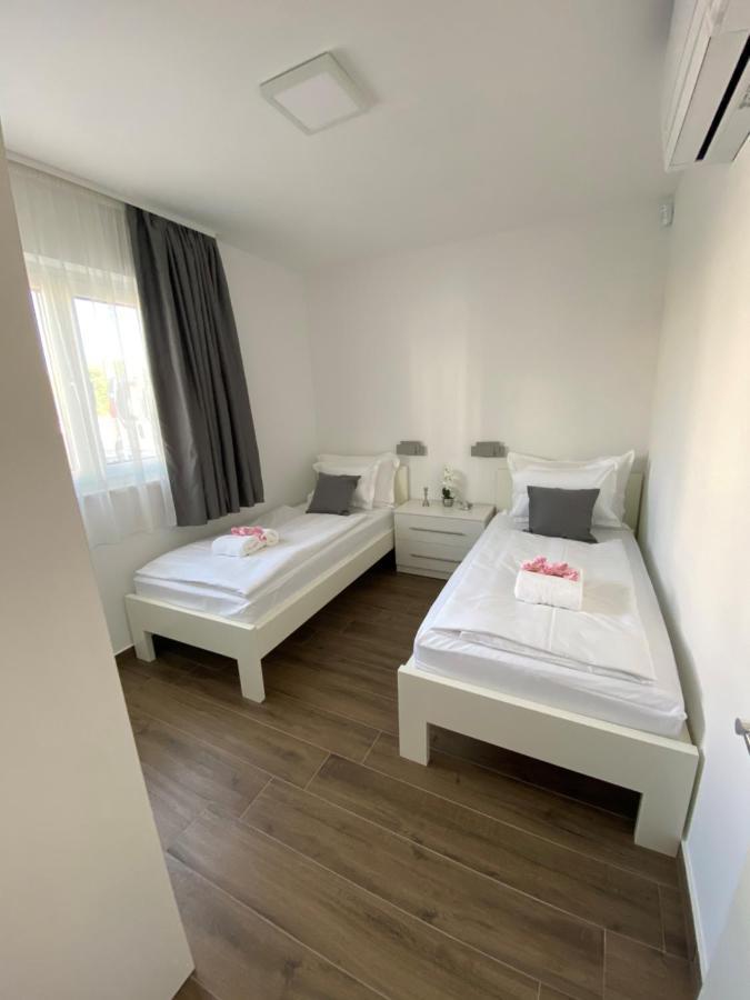 Holiday Luxury Resort Sundance 特罗吉尔 外观 照片