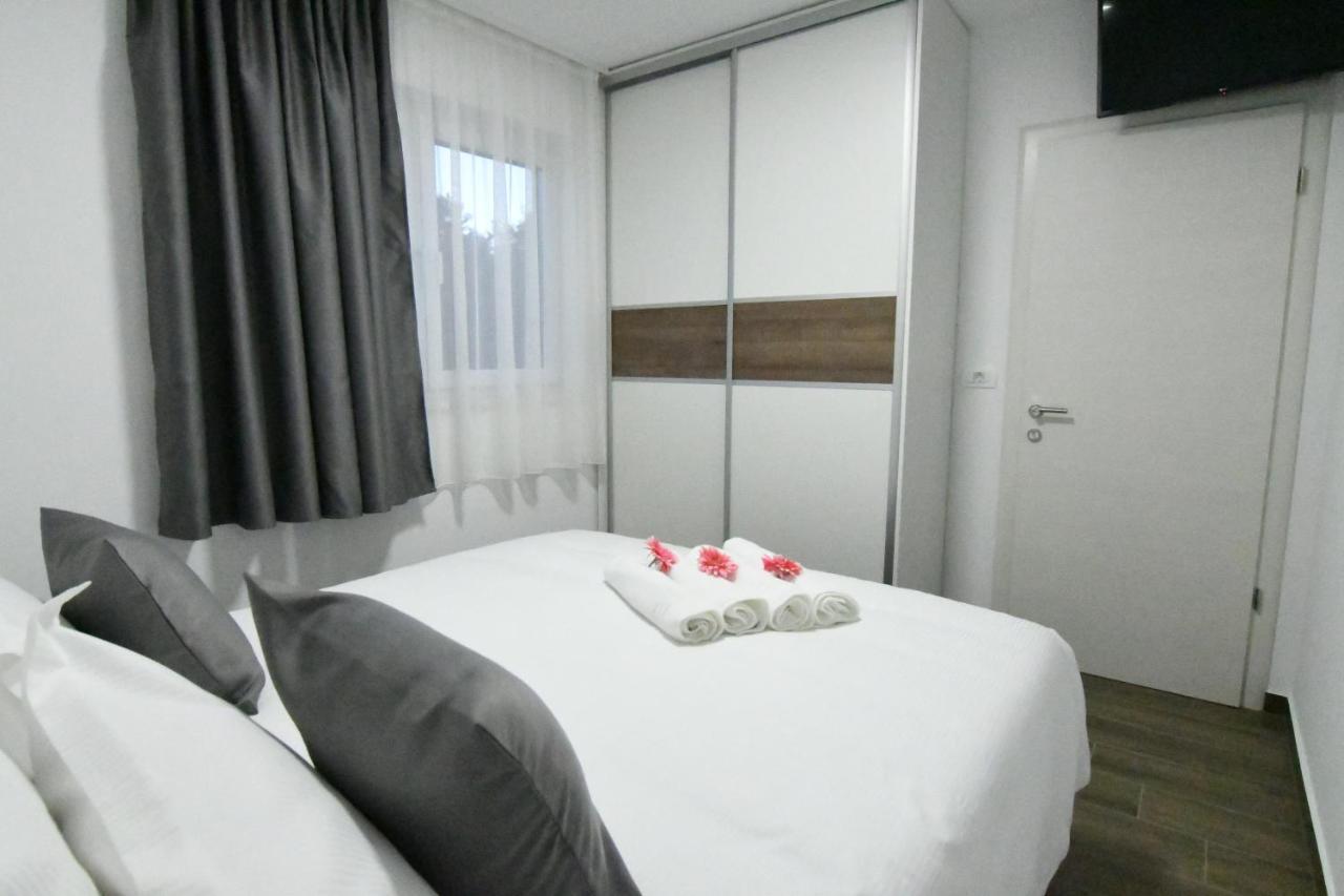 Holiday Luxury Resort Sundance 特罗吉尔 外观 照片